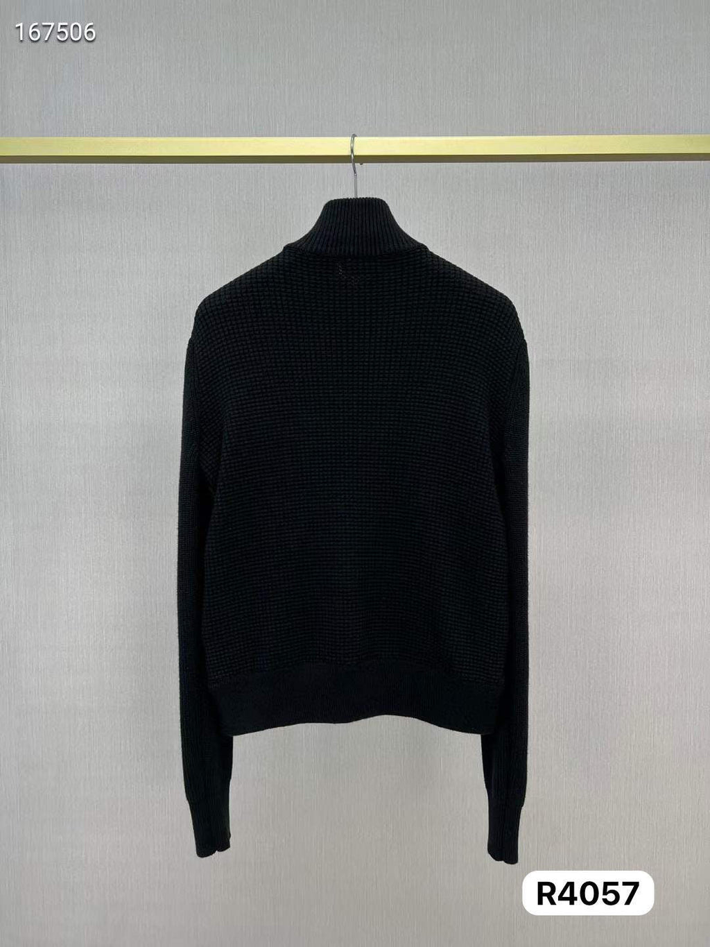 SUETER TOP QUALITY